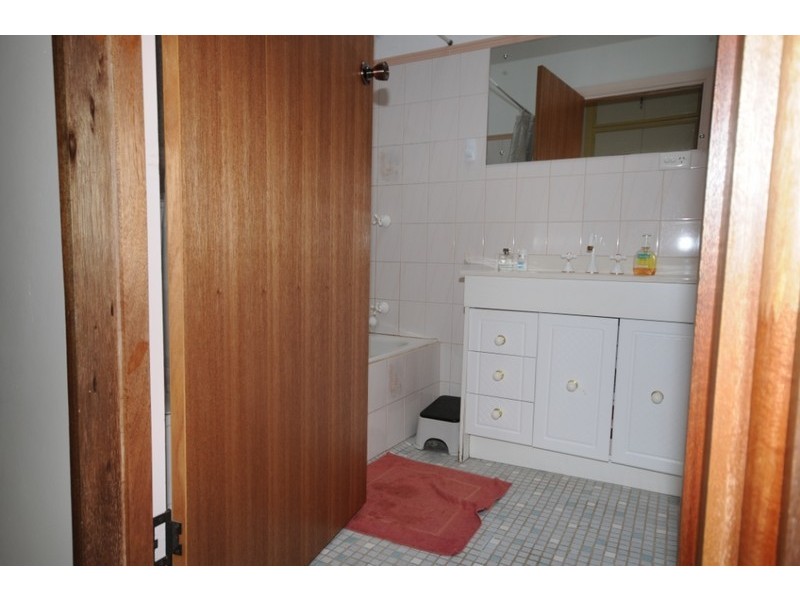 24 Heath Street, Port Lincoln SA 5606