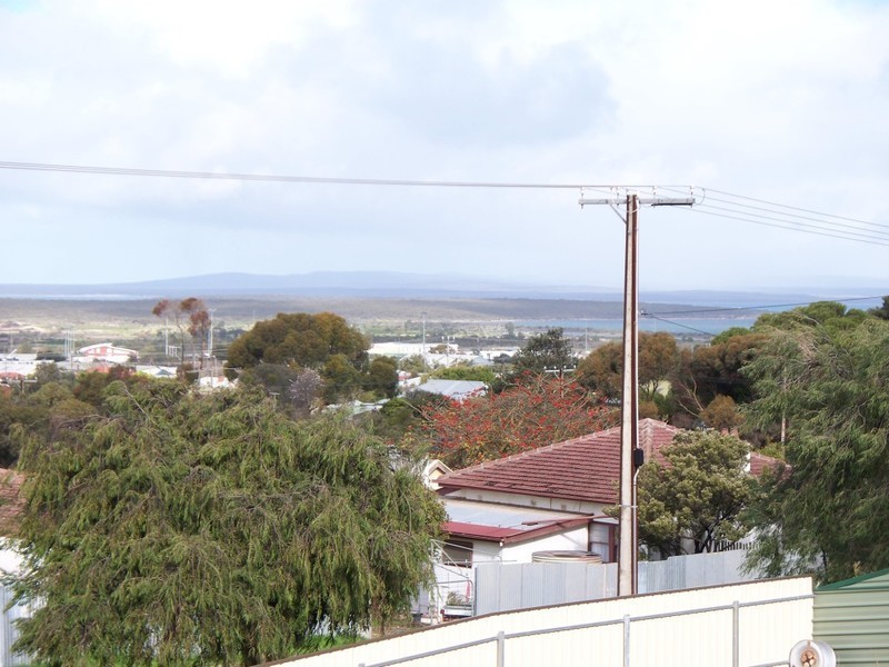 18 Kiama Avenue, Port Lincoln SA 5606