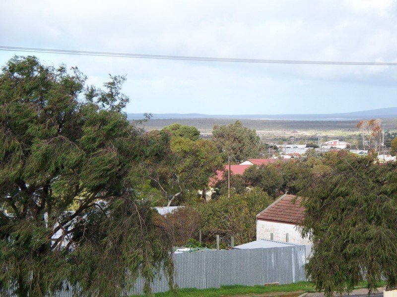 18 Kiama Avenue, Port Lincoln SA 5606