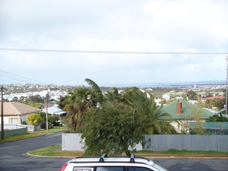 18 Kiama Avenue, Port Lincoln SA 5606
