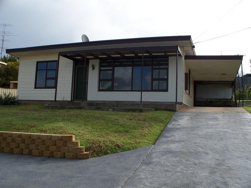 18 Kiama Avenue, Port Lincoln SA 5606