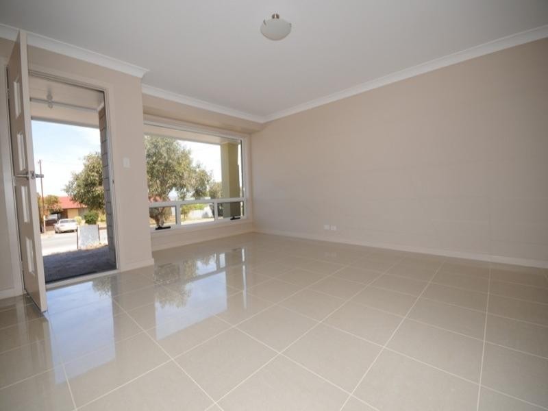 1/77 Dublin Street, Port Lincoln SA 5606