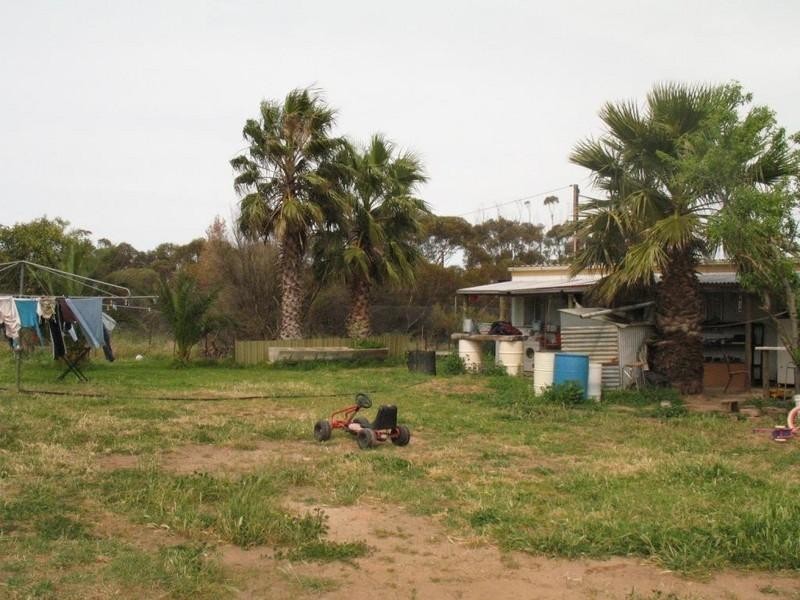 Lots 29, 30 and 32 South Terrace, Murdinga SA 5607