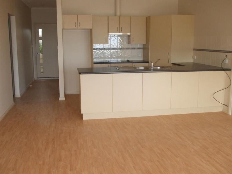 2/13 Newton Street, Port Lincoln SA 5606