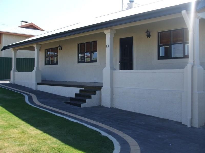 4 Mackrell Street, Port Lincoln SA 5606