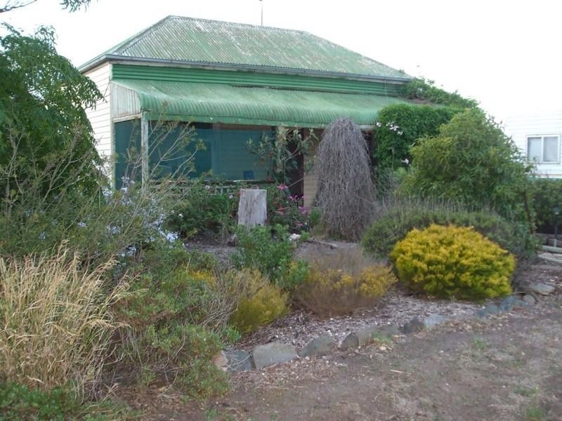 34 – 36 Light Road, Cummins SA 5631