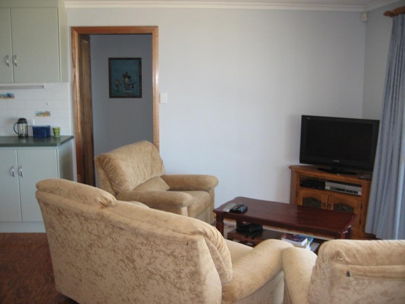 184 Proper Bay Road, Port Lincoln SA 5606