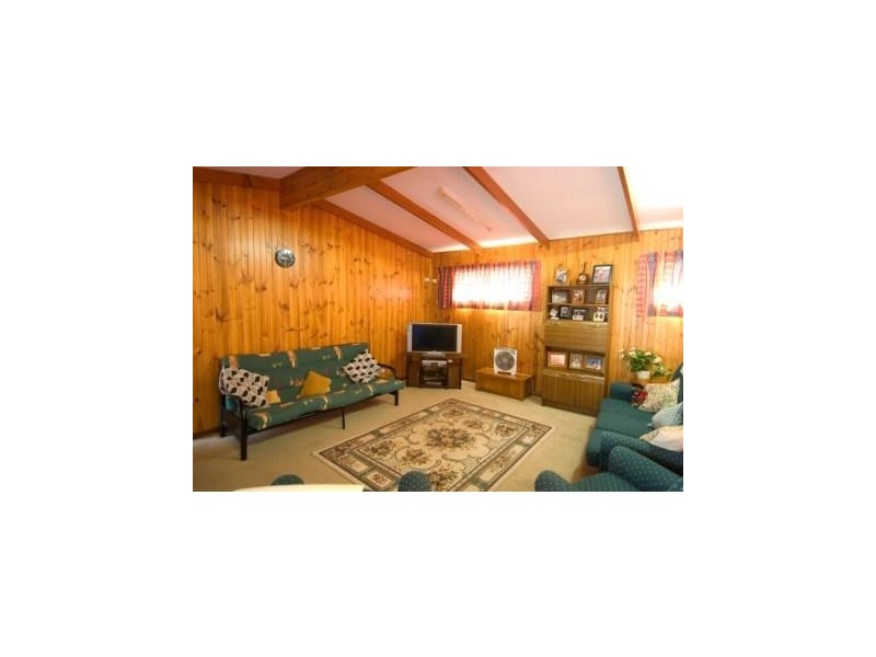 22 Central Street, Louth Bay SA 5607