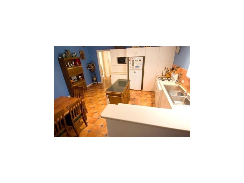 22 Central Street, Louth Bay SA 5607