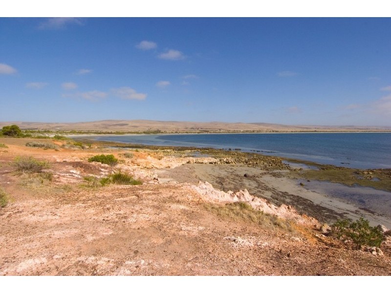 22 Central Street, Louth Bay SA 5607