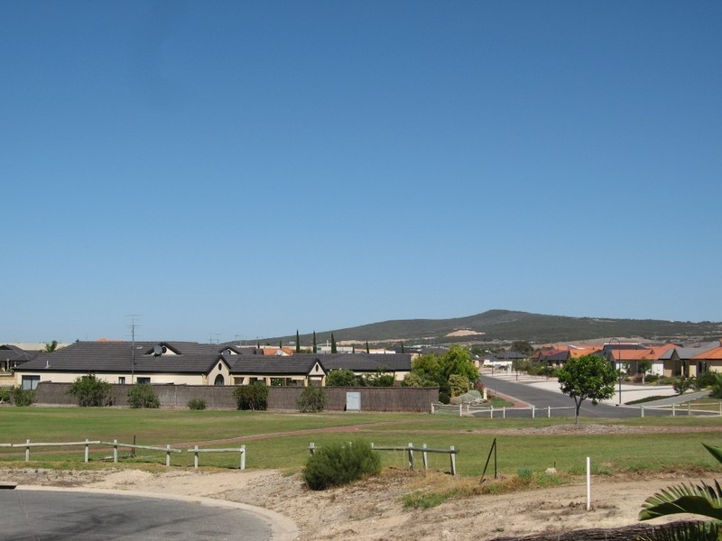 10 Calais Avenue, Port Lincoln SA 5606