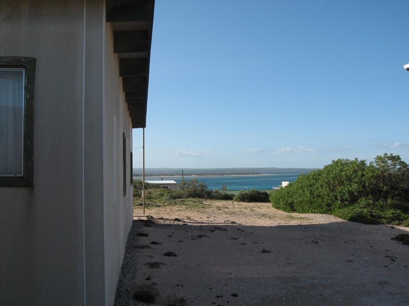 30 Oceanview Road, Venus Bay SA 5607