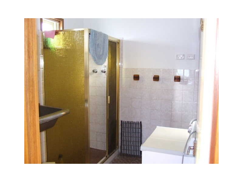 24 Government Road, Venus Bay SA 5607