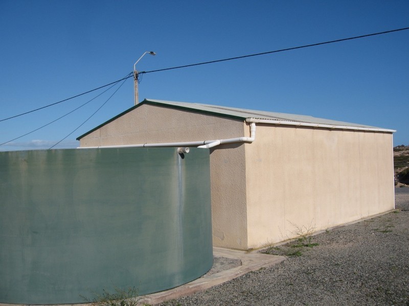 24 Government Road, Venus Bay SA 5607