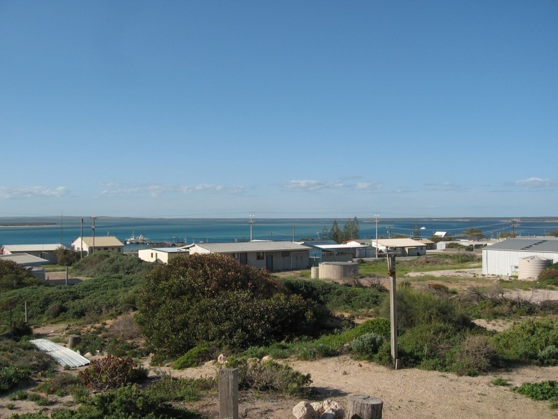 24 Government Road, Venus Bay SA 5607