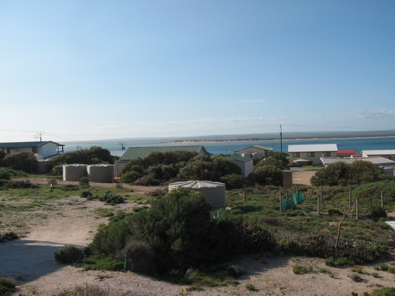 24 Government Road, Venus Bay SA 5607