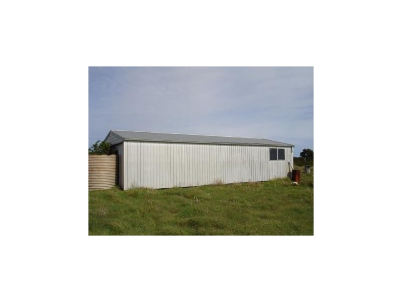 11 Warner Street, Wangary SA 5607