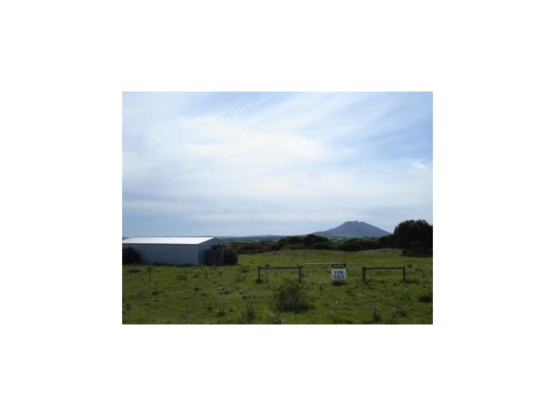 11 Warner Street, Wangary SA 5607