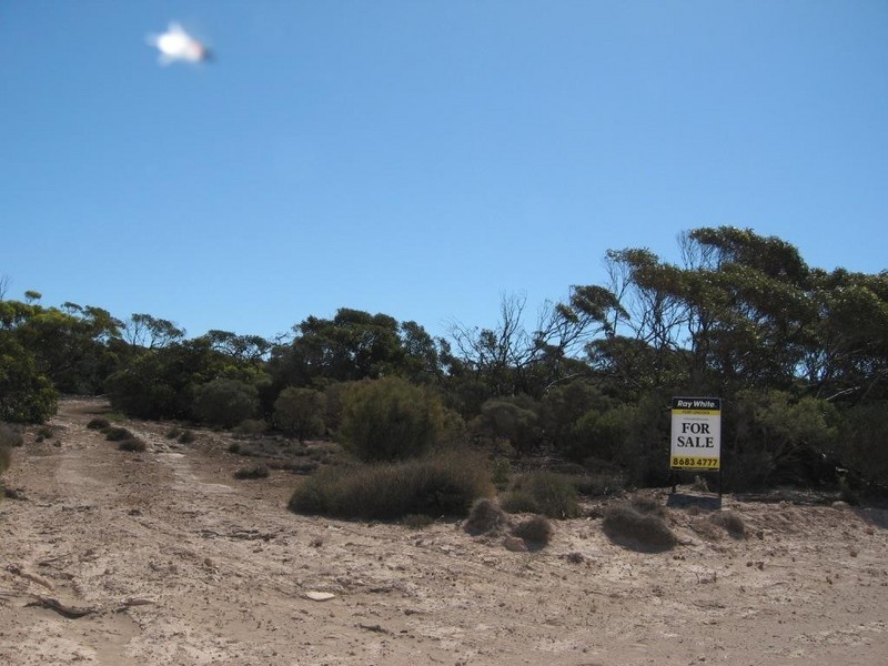 Lot 103 Sceale Bay Road, Yanerbie SA 5680