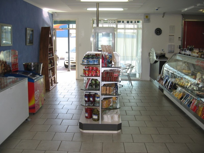 Shop 2, 17 Porter Street, Port Lincoln SA 5606
