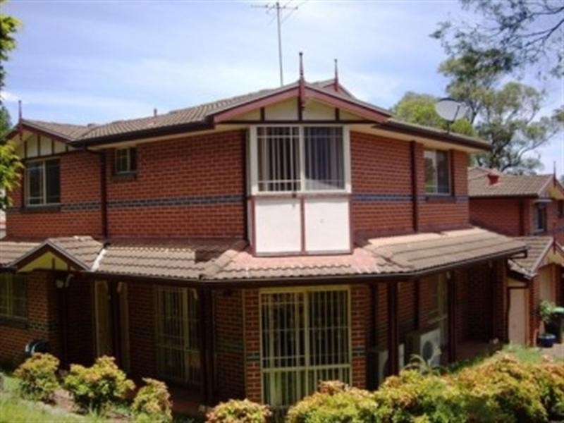 1/52 Honiton Avenue West, Carlingford NSW 2118