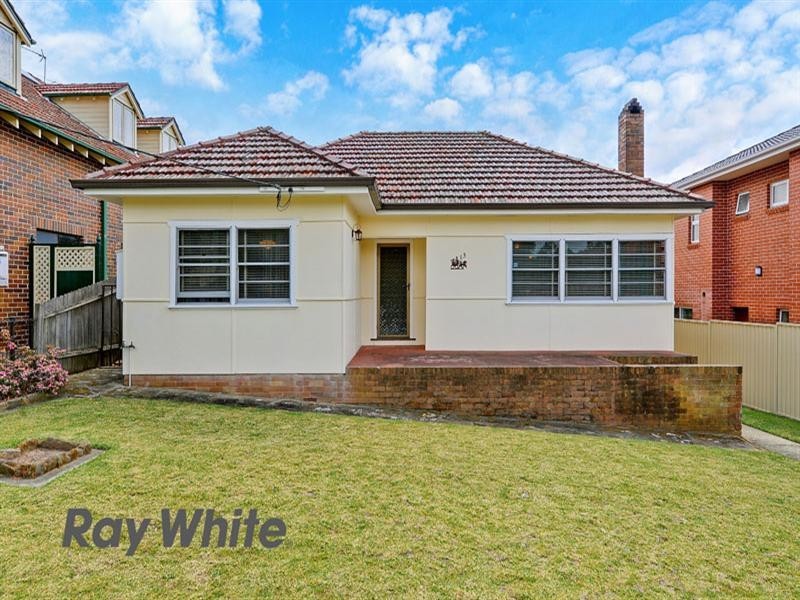 13 Milton Avenue, Eastwood NSW 2122