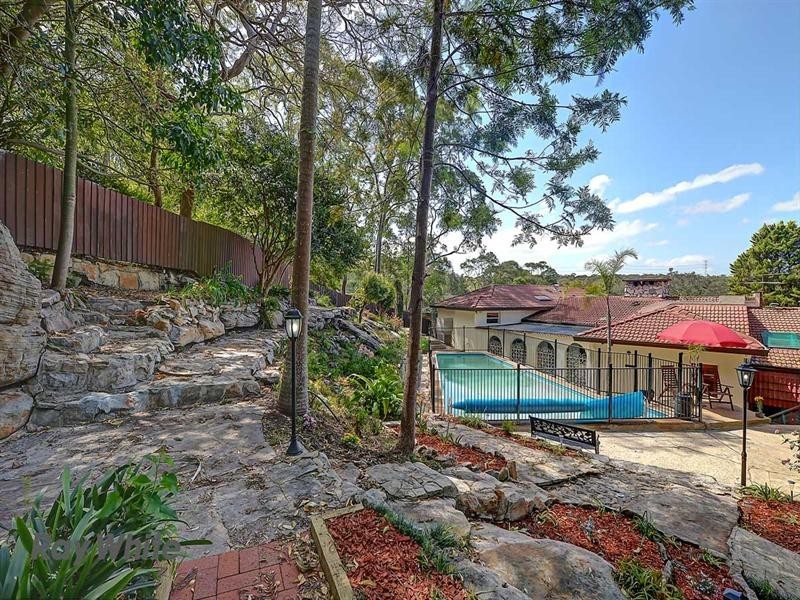 12 Robecq Avenue, Cheltenham NSW 2119