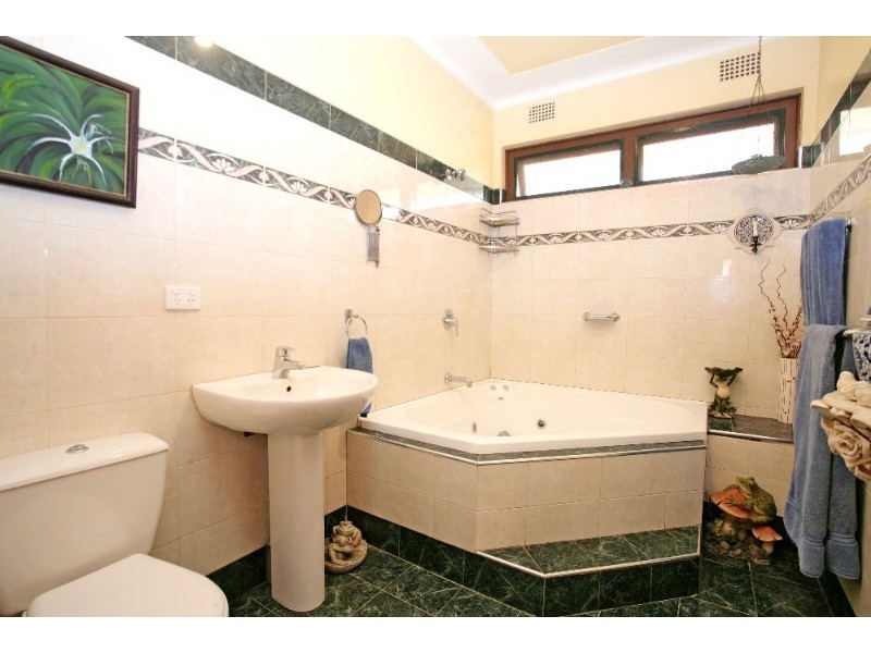 14 Monash Road, Gladesville NSW 2111