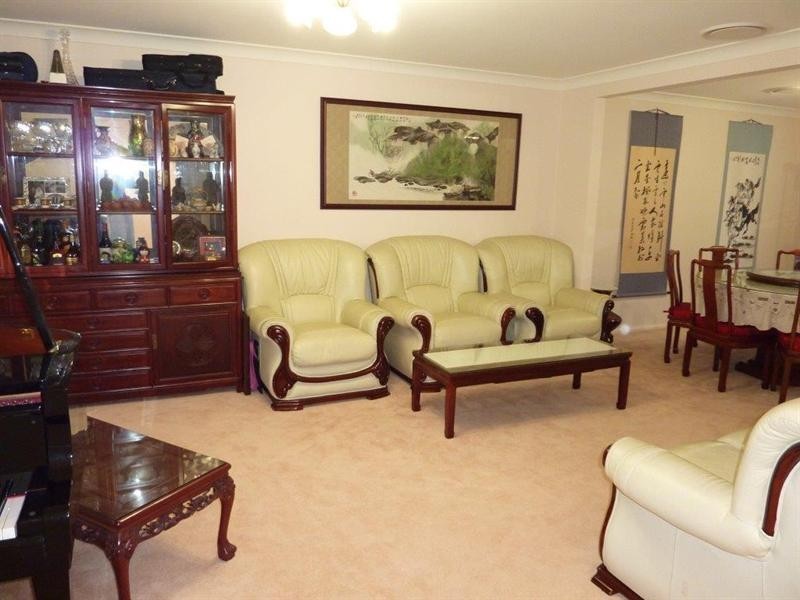 6 Ebony Avenue, North Rocks NSW 2151