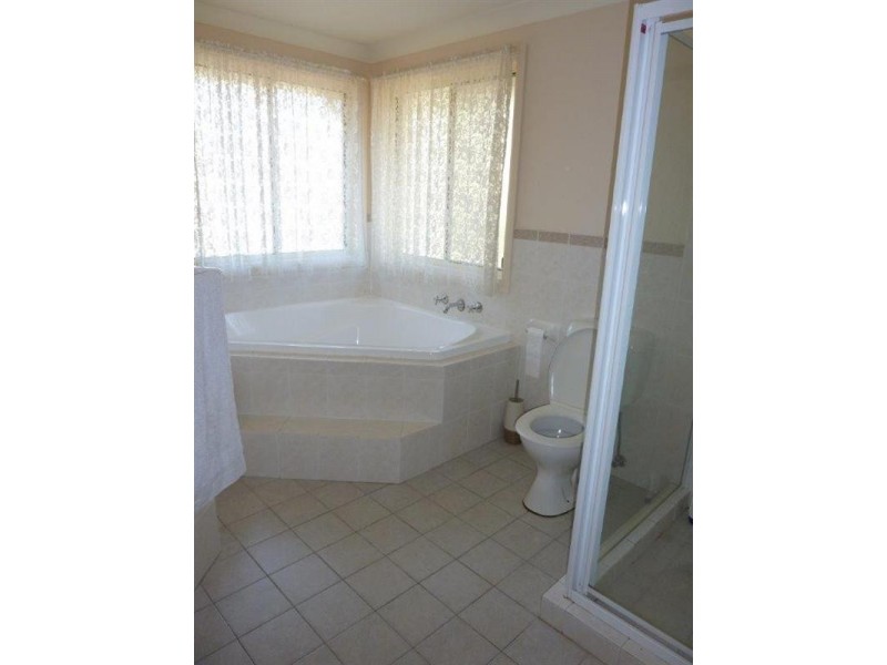 6 Ebony Avenue, North Rocks NSW 2151