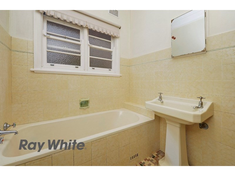 13 Milton Avenue, Eastwood NSW 2122