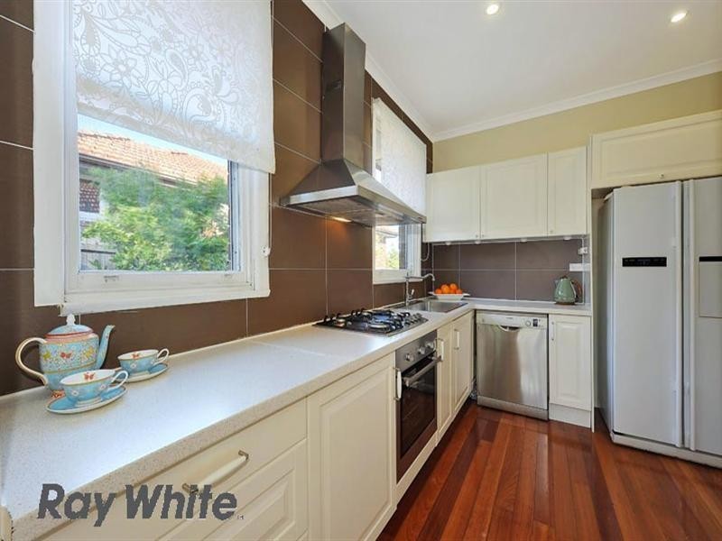 11 Sindel Street, West Ryde NSW 2114