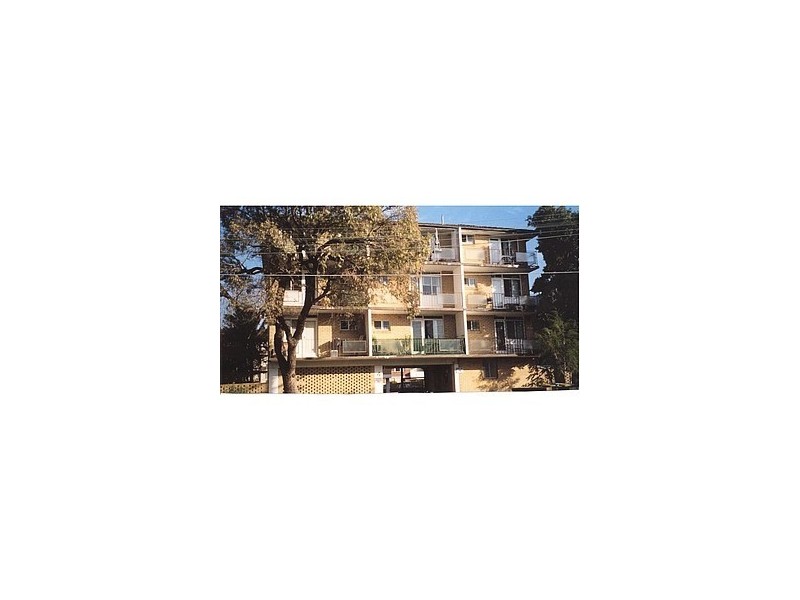 29/4 Bank Street, Meadowbank NSW 2114