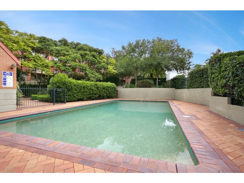 11/13-23 Lancaster Drive, Marsfield NSW 2122