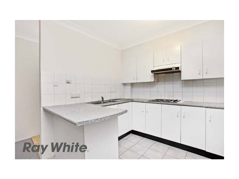 2/44 Memorial Avenue, Merrylands NSW 2160