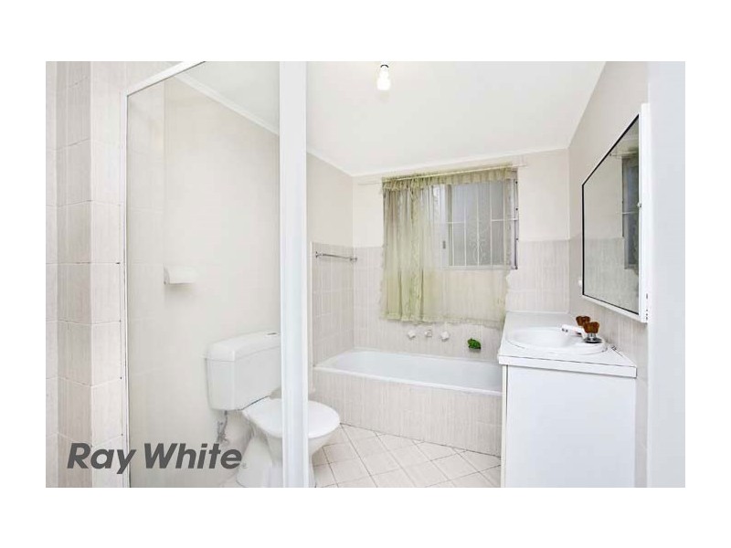 2/44 Memorial Avenue, Merrylands NSW 2160