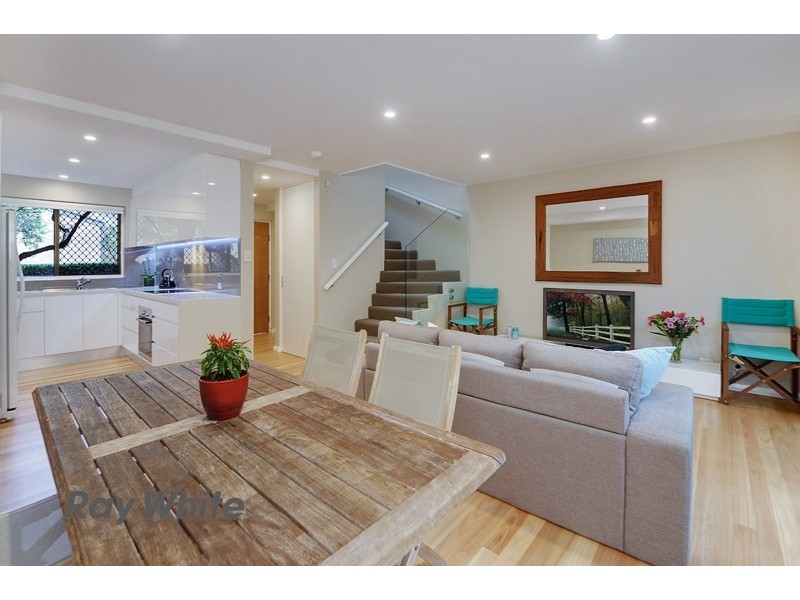 17/13 Busaco Road, Marsfield NSW 2122