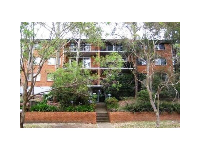 8/22 Doomben Avenue, Eastwood NSW 2122