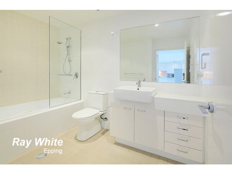 688/33 Hill Road, Wentworth Point NSW 2127