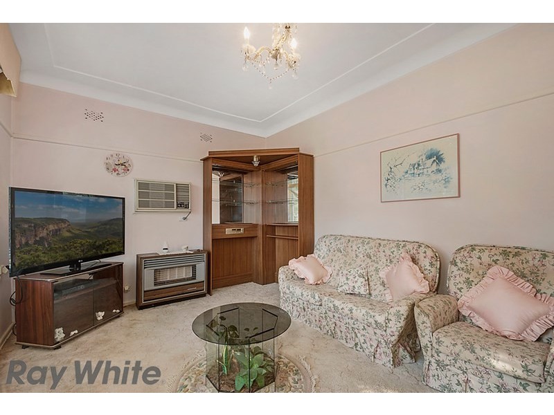 4 Rumsey Crescent, Dundas NSW 2117