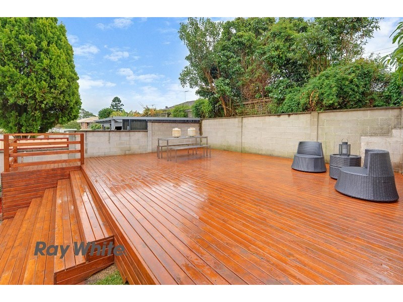 16 Somerset Drive, North Rocks NSW 2151