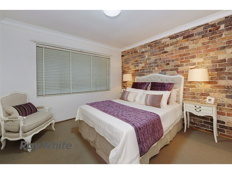 16 Somerset Drive, North Rocks NSW 2151