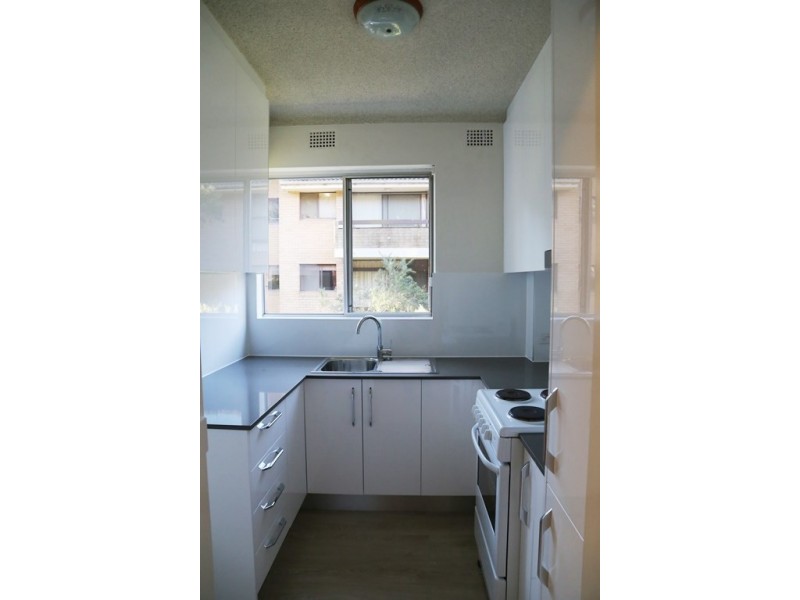 5/8 Cottonwood Crescent, North Ryde NSW 2113