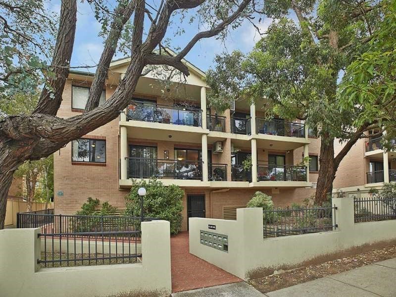 22/8-12 Alexandra Avenue, Westmead NSW 2145
