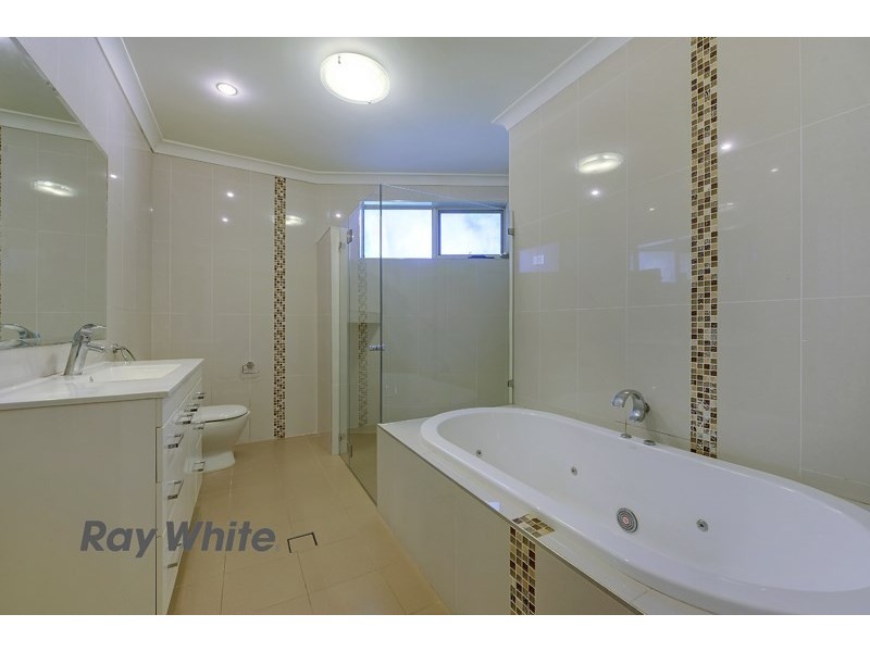 6 Alanas Avenue, Oatlands NSW 2117
