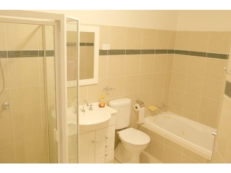 4/1 Cheriton Avenue, Castle Hill NSW 2154