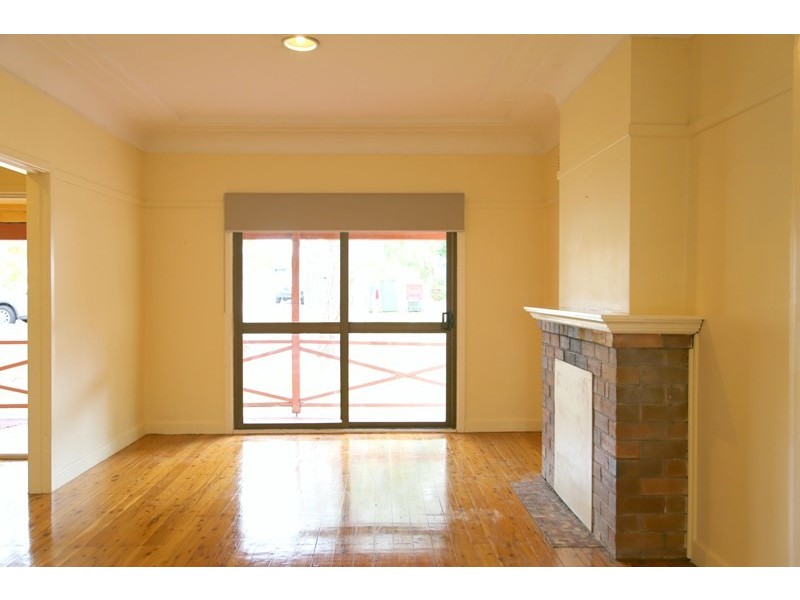 10 HERMINGTON Street, Epping NSW 2121