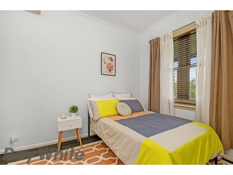 33 Banks Street, Mays Hill NSW 2145