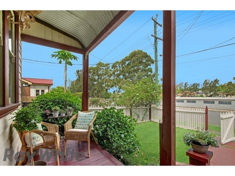 33 Banks Street, Mays Hill NSW 2145