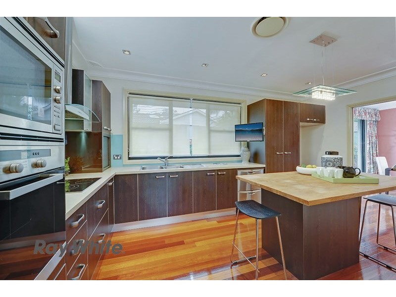 18 Paragon Drive, North Rocks NSW 2151